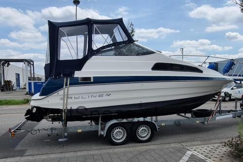 Bayliner 2155 Ciera Sunbridge beoordelingen en specificaties